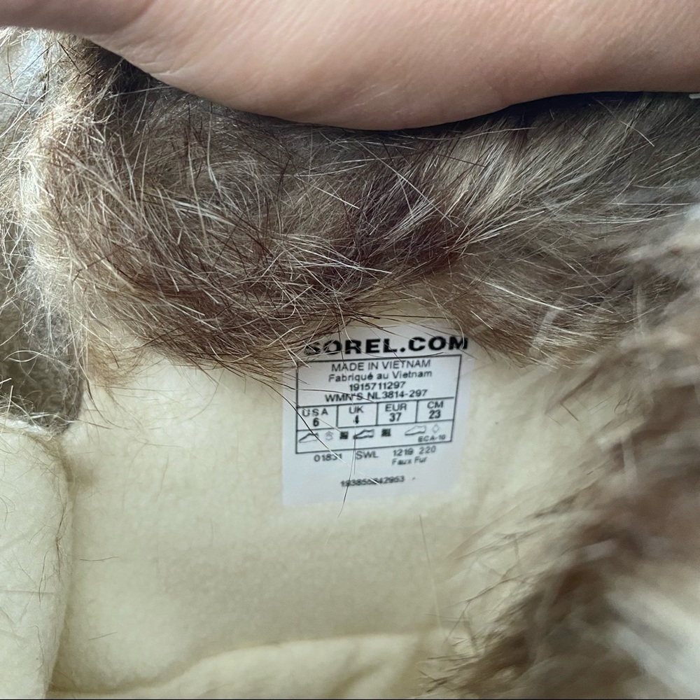 New! Sorel Torfino Winter Boots - Picture 4 of 7